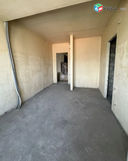 նորակառույց շենք, Աբովյան փողոց, 150 քմ, 10/12 հարկ
