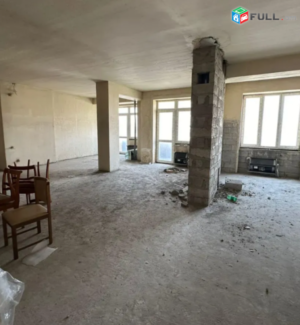 նորակառույց շենք, Աբովյան փողոց, 150 քմ, 10/12 հարկ