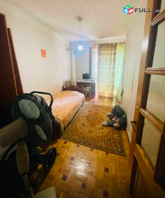 Պուշկինի փողոցում, 83 քմ, 4/9 հարկ