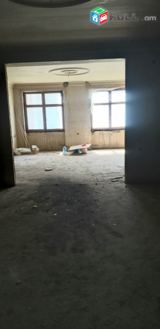 Զաքիան փողոց,նորակառույց,5սենյակ 160քմ,չվերանորոգված,արագ և էժան