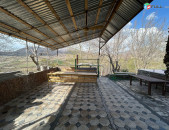 Խոսրովի հարակից տարածքում