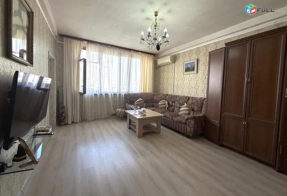 Վարդանանց փողոցում վաճառվում է 2 սենյականոց բնակարան։ For sale կոդ C1880
