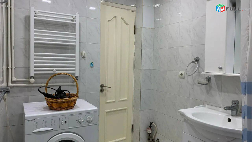 Կիևյան փողոցում վարձով է տրվում 4 սենյականոց լուսավոր բնակարան։ For rent կոդ B1665