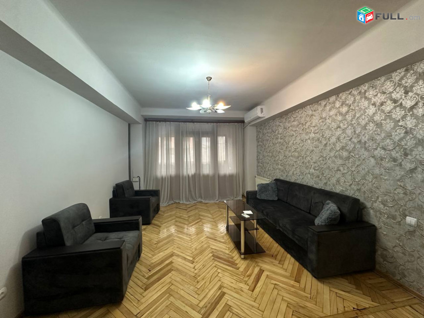 Կենտրոնում վարձով է տրվում 3սեն․ բնակարան ,For rent, կոդ B1514