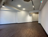 Կենտրոնում՝ Վարդանանց փողոցում վարձով է տրվում գրասենյակային տարածք։ For rent code G2825