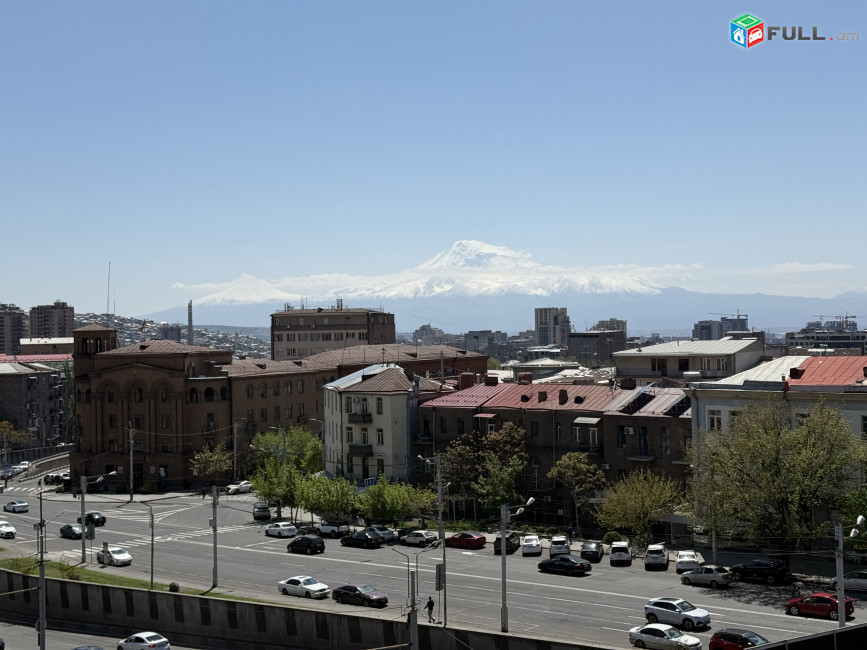 Հերացի Կորյուն խաչմերուկ: Koryun Корюн