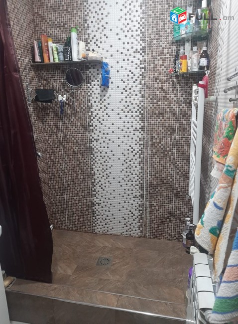 Քաղաք Գյումրի / Բնակարան / Խանութ / դեղատուն / ավտոտնակ / 