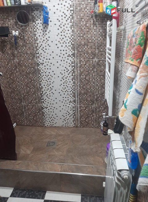 Քաղաք Գյումրի / Բնակարան / Խանութ / դեղատուն / ավտոտնակ / 